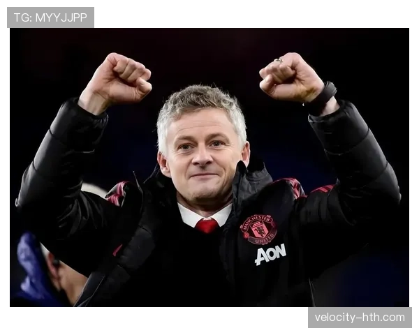 曼联内部矛盾公开化,战术体系混乱导致争冠希望渺茫! 曼联内部矛盾公开化,战术体系混乱导致争冠希望渺茫!