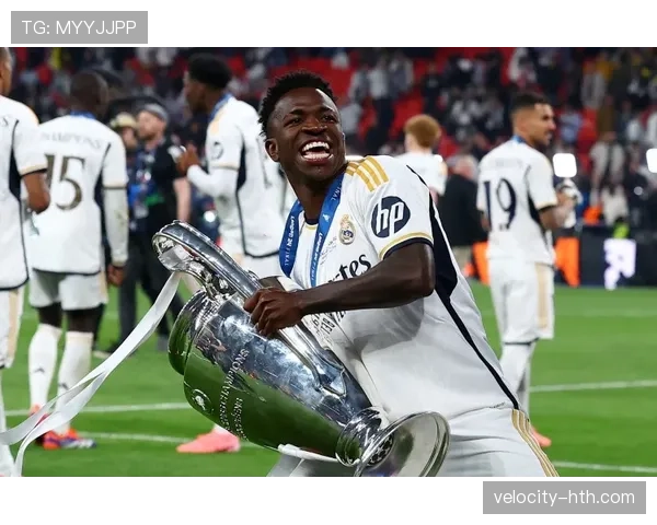 维尼修斯面对顶级后卫的持续威胁制造解析 维尼修斯面对顶级后卫的持续威胁制造解析